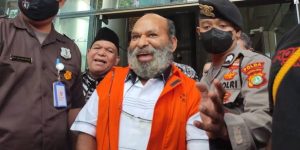 Mantan Gubernur Papua Lukas Enembe Meninggal Dunia