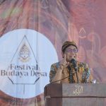 Abdul Halim Iskandar Saat Membuka Agenda Festival Budaya Desa di Jombang. (FOTO : Anggit Pujie Widodo)