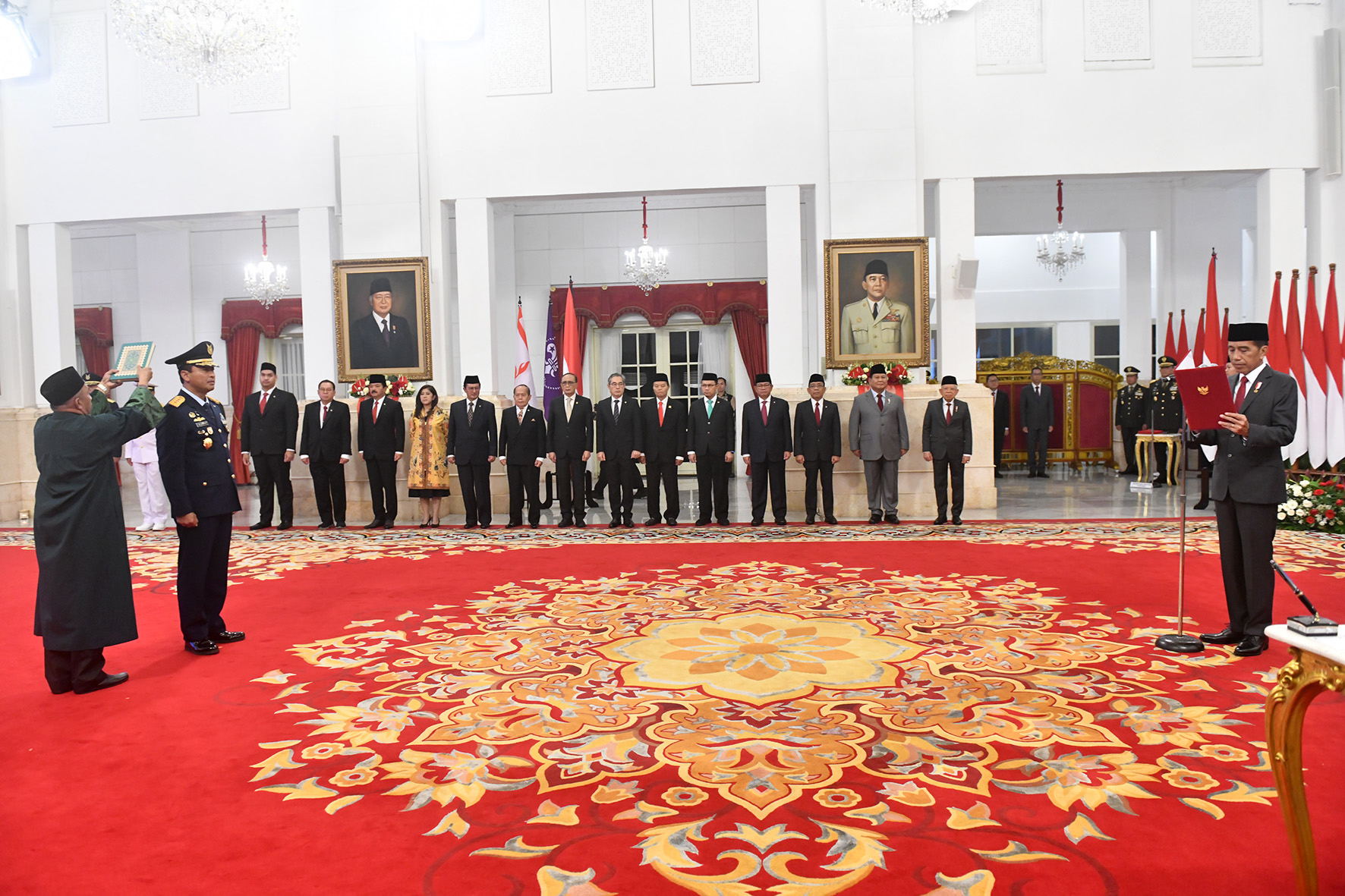 Presiden Jokowi melantik TNI Mohamad Tonny Harjono sebagai KSAU, Jumat (05/04/2024), di Istana Negara, Jakarta.