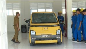 Transformasi Pendidikan Vokasi: Kado Mobil Listrik dari Presiden Jokowi