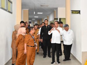 Presiden Jokowi Tinjau Pelayanan dan Fasilitas Kesehatan di RSUD Toto Kabila Gorontalo