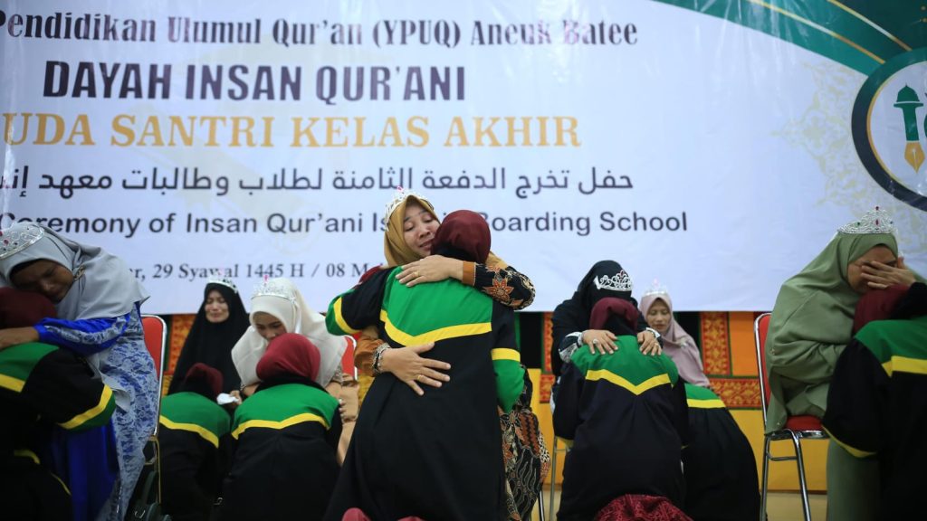 124 Santri Dayah IQ Diwisuda, 50 Orang Hafal Al-Qur’an 30 Juz