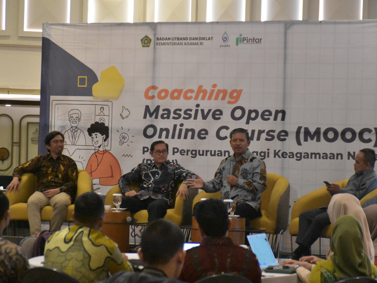 Kepala Badan Litbang dan Diklat Suyitno saat memberikan arahan Coaching Massive Open Online Course (MOOC) pada Perguruan Tinggi Keagamaan Negeri di Jakarta.
