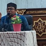 Ustadz Akhyar Mahyudin di Masjid Attaufiq Cempaka Putih. (FOTO: dok. Berita Populer)