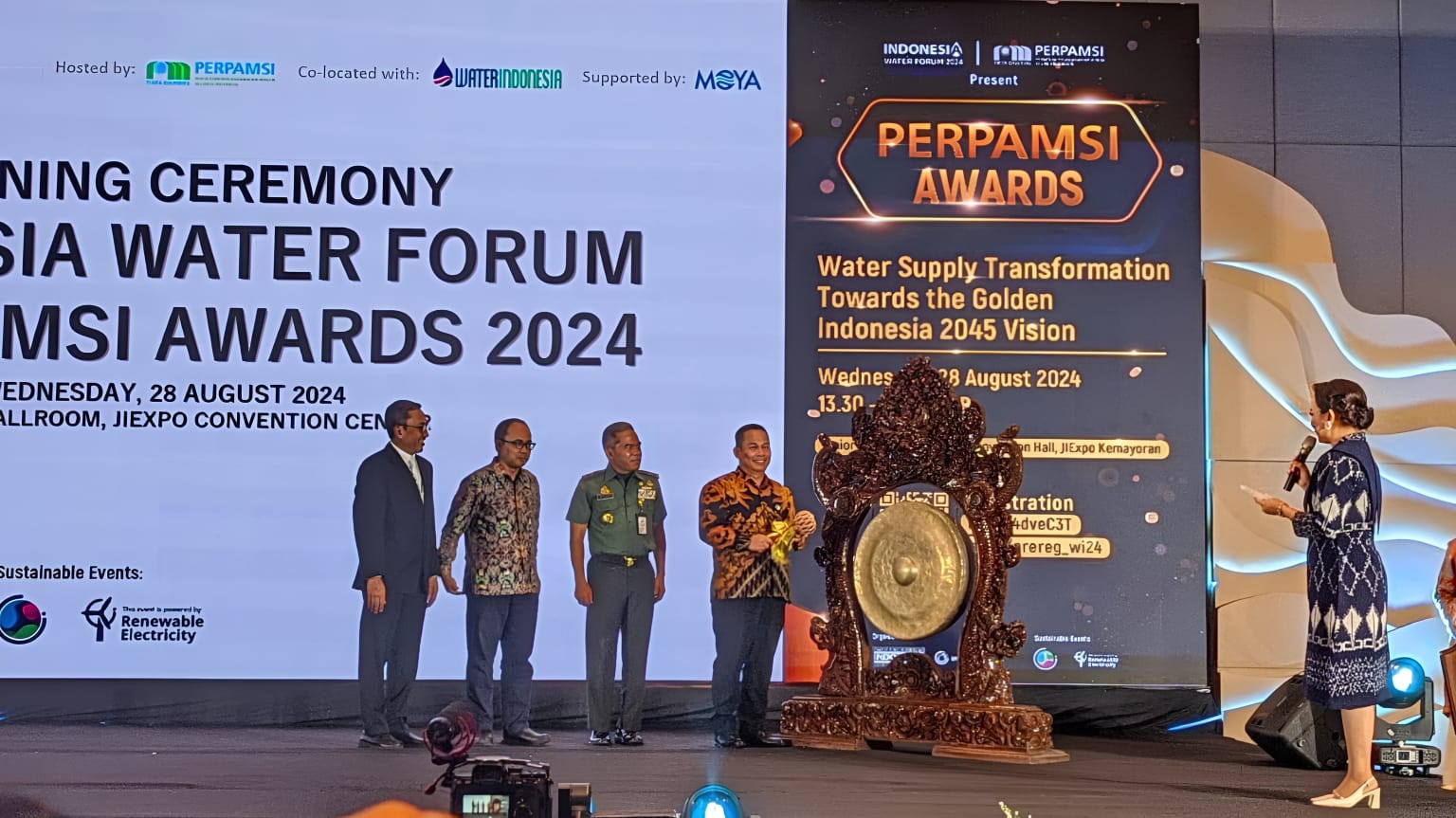 Transformasi Sektor Air Minum Menuju Indonesia Emas 2045.