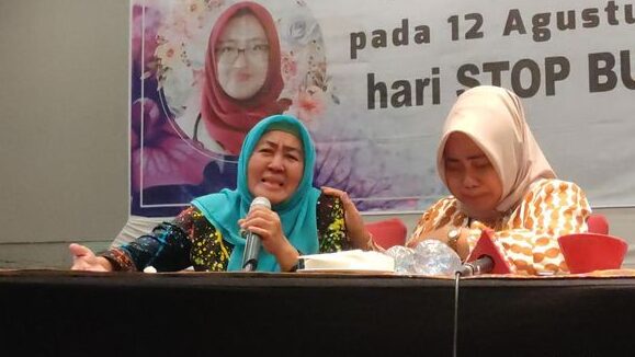 Tuntut Keadilan, Tangis Ibunda Dokter Aulia Pecah: Pelaku Bukan Anak Orang Sembarangan