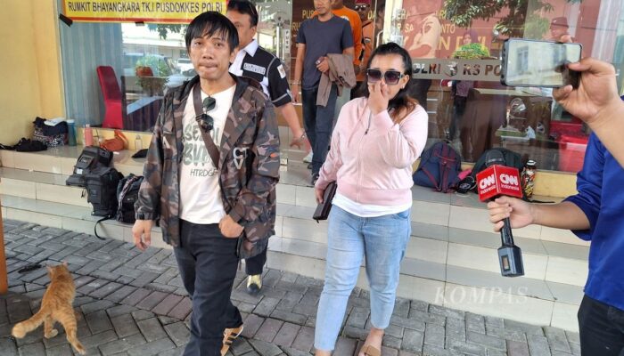 Keluarga Korban Kali Bekasi Tak Boleh Lihat Jenazah Anaknya: Ada Apa Ini?