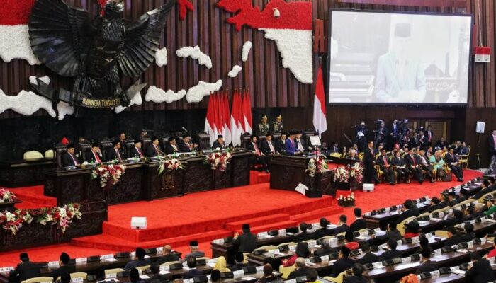 Ngantor Bareng di Senayan, Ini Daftar Keluarga dan Pasangan yang Dilantik jadi DPR RI