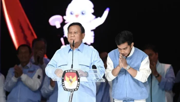 Gegara Fufufafa Keluarga Prabowo Marah dan KIM Jarang Libatkan Gibran, Jokowi Cemas Gagal Dilantik?