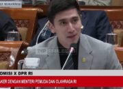 Anggota DPR RI, Varrel Bramasta Viral Public Speaking, Netizen Bandingkan dengan Wapres Gibran