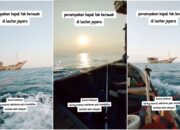 Kapal Kayu Tua Tanpa Awak di Jepara, Netizen: Sering Muncul dan Hilang, Kapal Hantu?