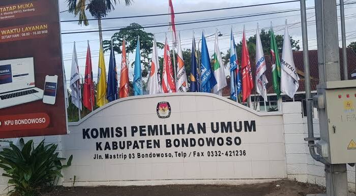 Paslon Bagus Catut Logo di Flayer, KPU Bondowoso: Tak Bertanggung Jawab dan Tak Terlibat