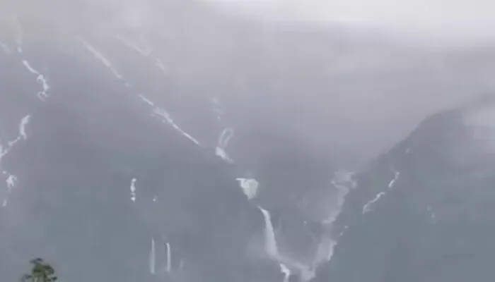 Video Titik Air Terjun Dadakan di Gunung Agung Viral, Ini Penjelasan BPBD