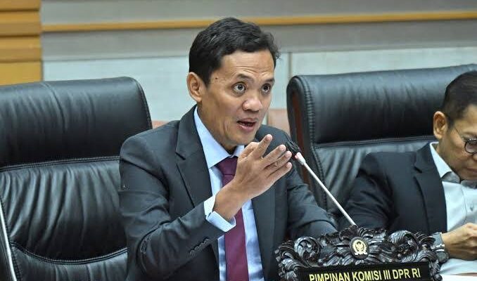 Sebut Mahfud Md Orang Gagal, Ini Profil dan Harta Kekayaan Habiburokhman
