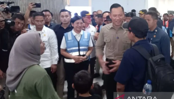 Prabowo Panggil Ketum Partai, AHY Sebut Bahas Semua, Termasuk Kasus Hasto?  