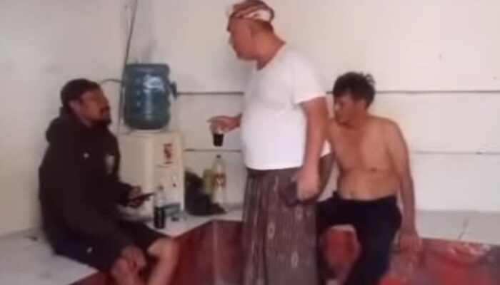Viral, Diduga Jadi Tempat Mabok, Warga Ngamuk di Posko Ormas