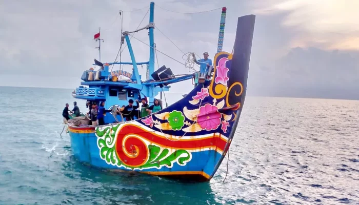 3 Kapal Cantrang Masuk Wilayah Masalembu, WALHI Jatim Desak Pemerintah