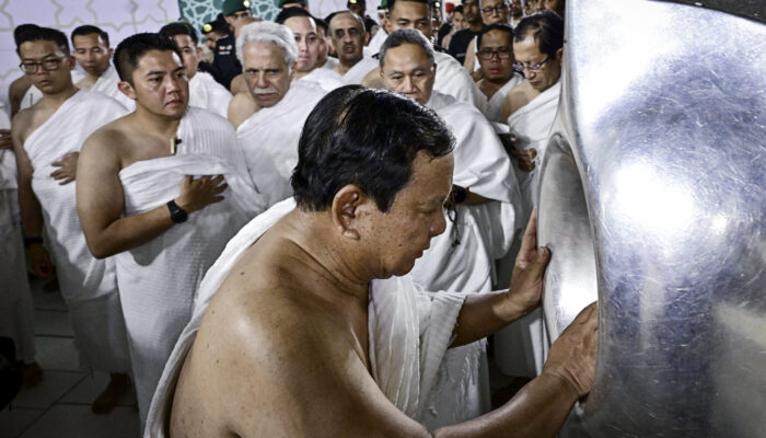 Disela Kunjungan Kenegaraan, Presiden Prabowo  Jalankan Ibadah Umrah