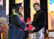 Kemensos Wisuda 1.000 Penerima Bansos PKH di UGM